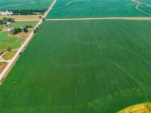 $1,800,000 | 22438 Northwest 2300th Road, Richmond, KS 66080