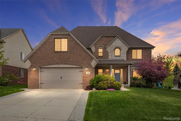$600,000 | 1016 West Snell Road, Rochester, MI 48306