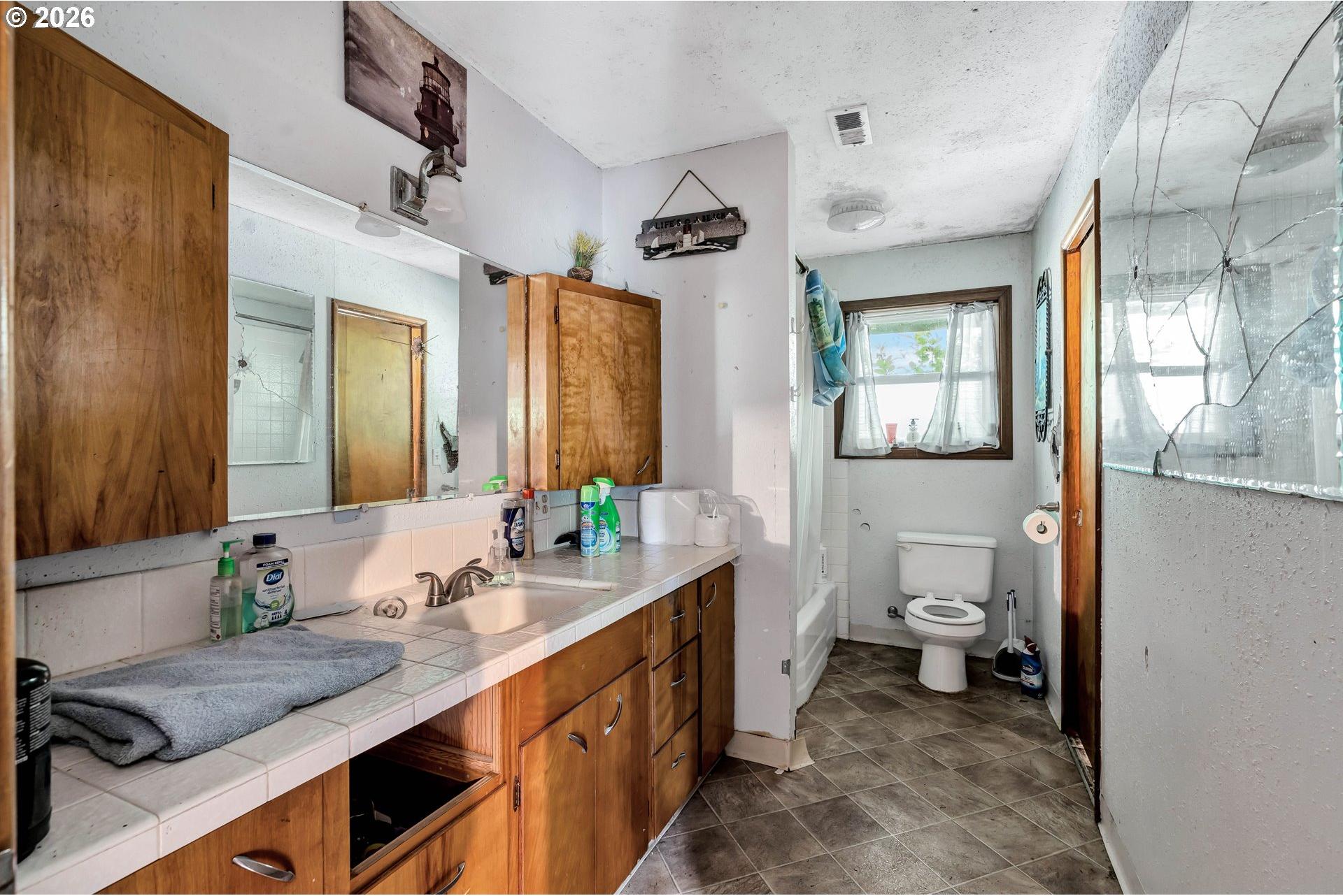 24051 South Upper Highland Road Colton, OR 97017 - Photo 21 of 48 Gallery Image 21