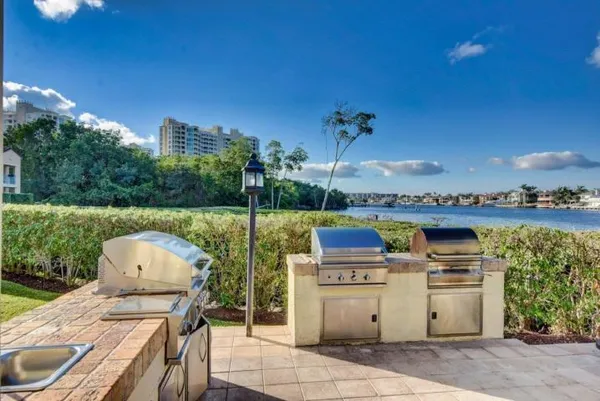 $4,000 | 3606 South Ocean Boulevard, Unit 402, Highland Beach, FL 33487