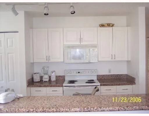 $4,000 | 3606 South Ocean Boulevard, Unit 402, Highland Beach, FL 33487