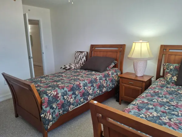 $4,000 | 3606 South Ocean Boulevard, Unit 402, Highland Beach, FL 33487