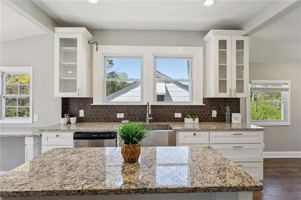 $1,950 | 1654 Westhaven Drive Southwest, Atlanta, GA 30311