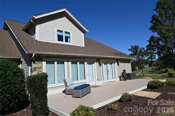 a house view with a outdoor space