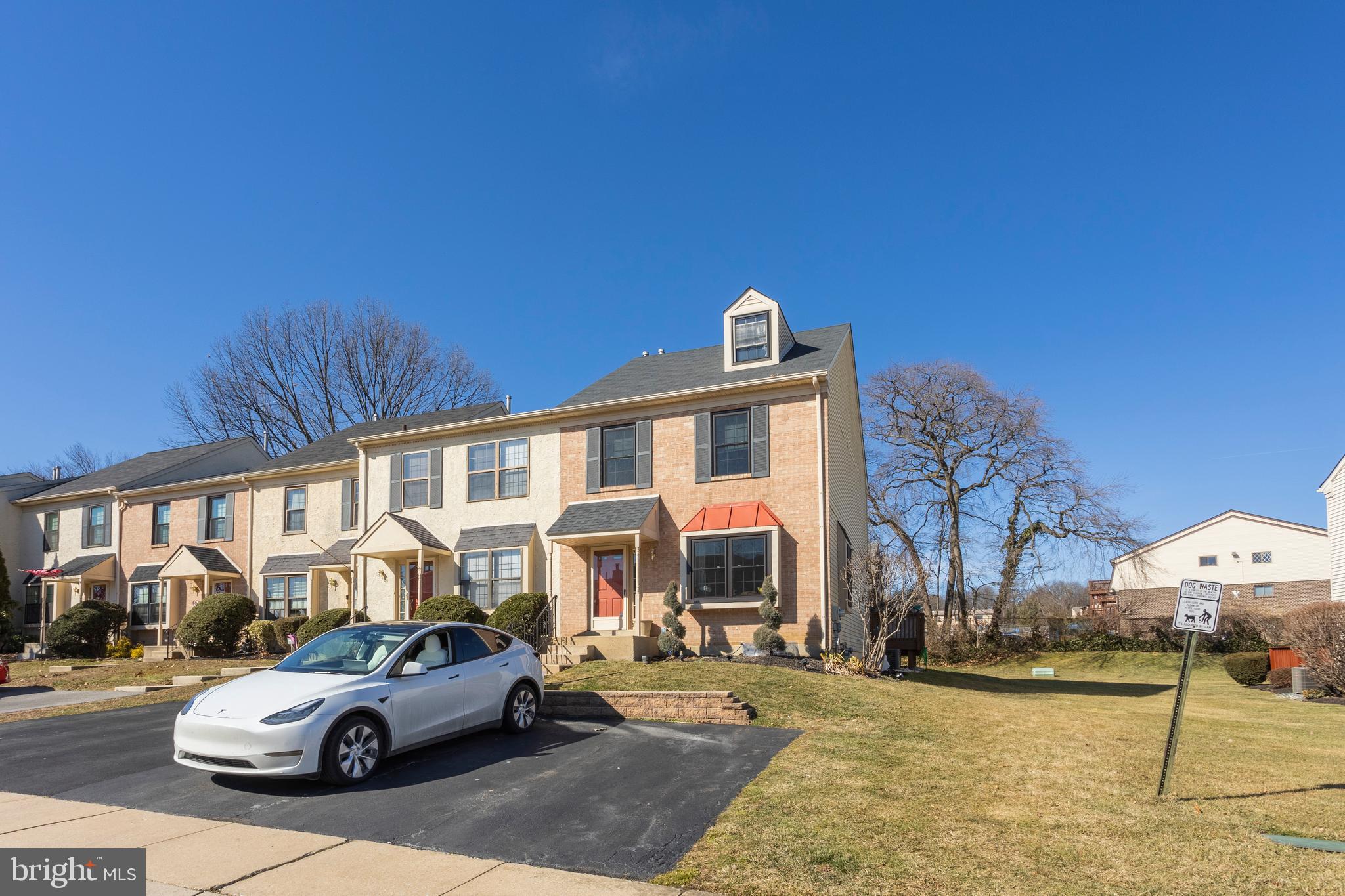 316 Scola Road Brookhaven, PA 19015 - Photo 1 of 15 Gallery Image 1