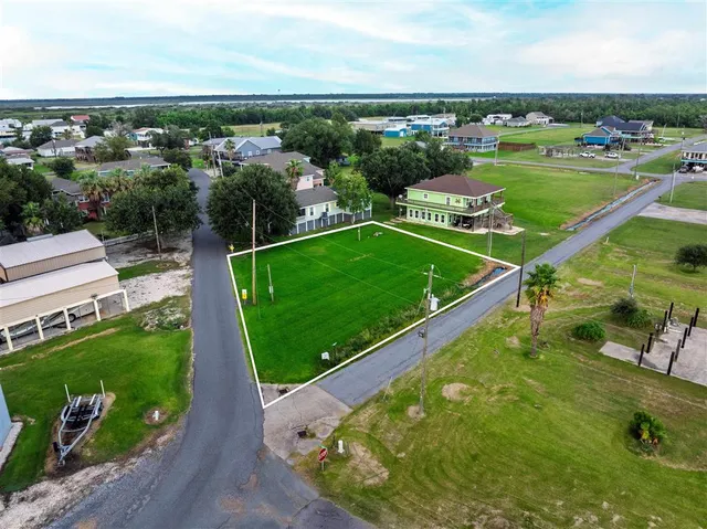 $78,000 | 333 Big Lake Street, Lake Charles, LA 70607