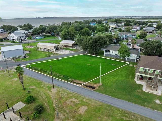 $78,000 | 333 Big Lake Street, Lake Charles, LA 70607