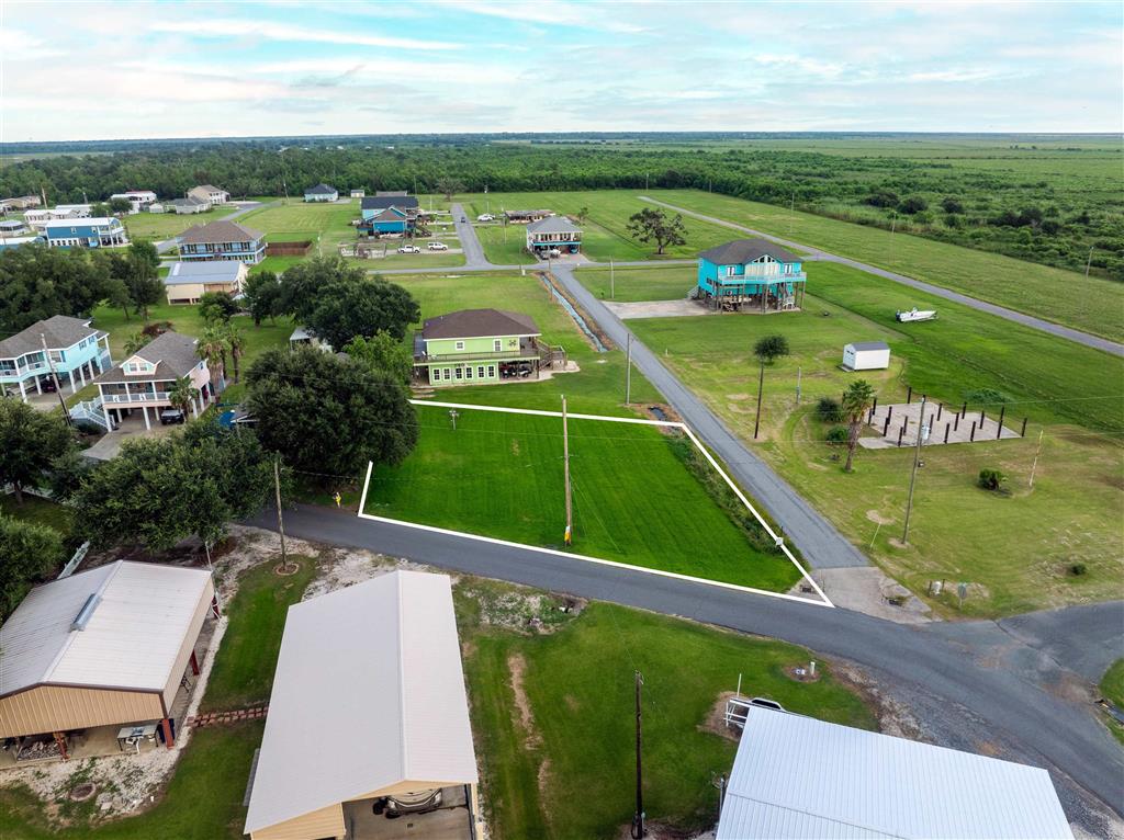 333 Big Lake Street Lake Charles, LA 70607 - Photo 4 of 7