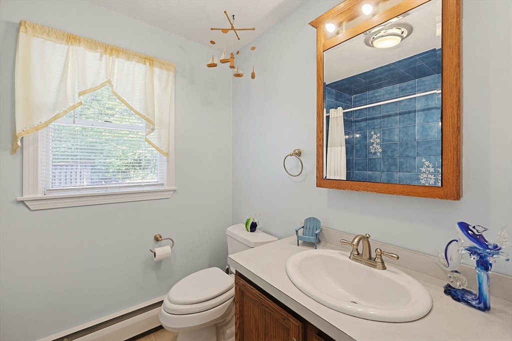170 Rocky Hill Road Rehoboth, MA 02769 - Photo 15 of 42