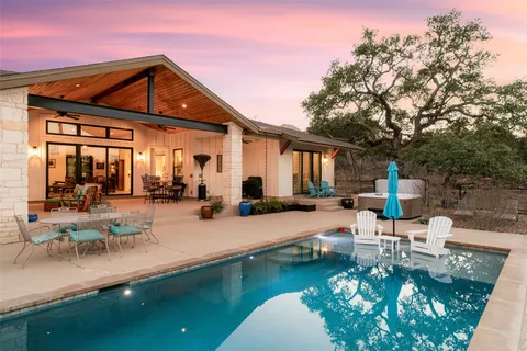 $974,000 | 314 Honeycomb Circle, Driftwood, TX 78619