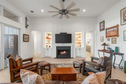 $974,000 | 314 Honeycomb Circle, Driftwood, TX 78619