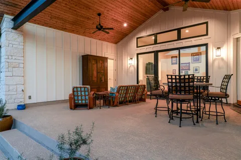 $974,000 | 314 Honeycomb Circle, Driftwood, TX 78619