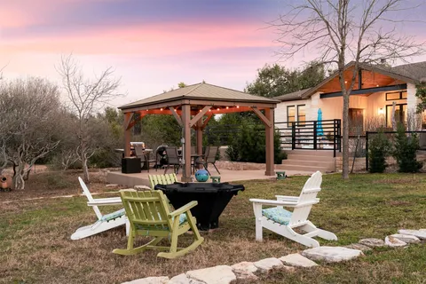 $974,000 | 314 Honeycomb Circle, Driftwood, TX 78619