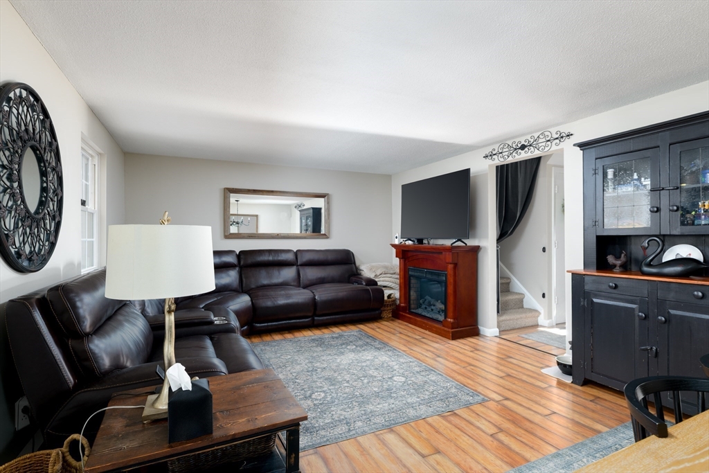 30 Warebrook Villiage, Unit 30 Ware, MA 01082 - Photo 12 of 21