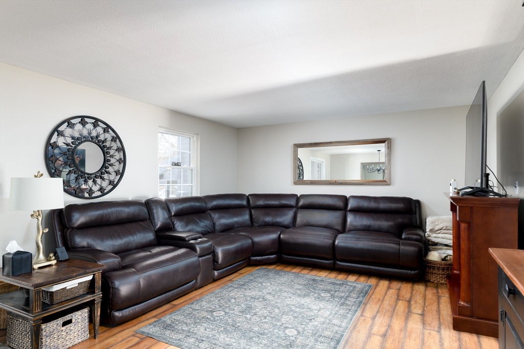 30 Warebrook Villiage, Unit 30 Ware, MA 01082 - Photo 10 of 21