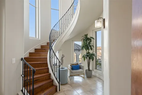 a view of entryway and hall