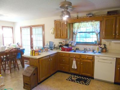 9009 Bramlett Road Harrison, TN 37341 - Photo 10 of 19 Eat-in kitchen