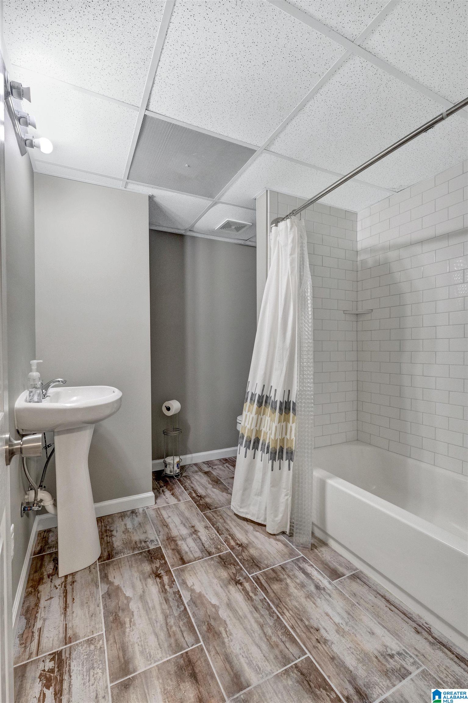 811 Nelson Road Oxford, AL 36203 - Photo 20 of 28