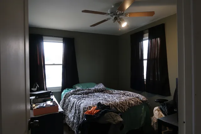 $189,900 | 4218 Parkway Avenue, McHenry, IL 60050