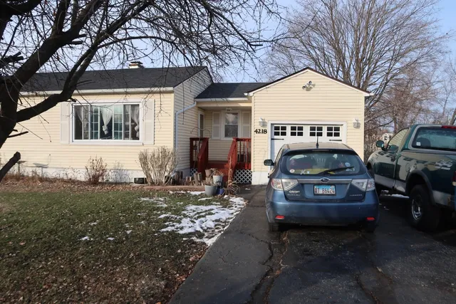 $189,900 | 4218 Parkway Avenue, McHenry, IL 60050