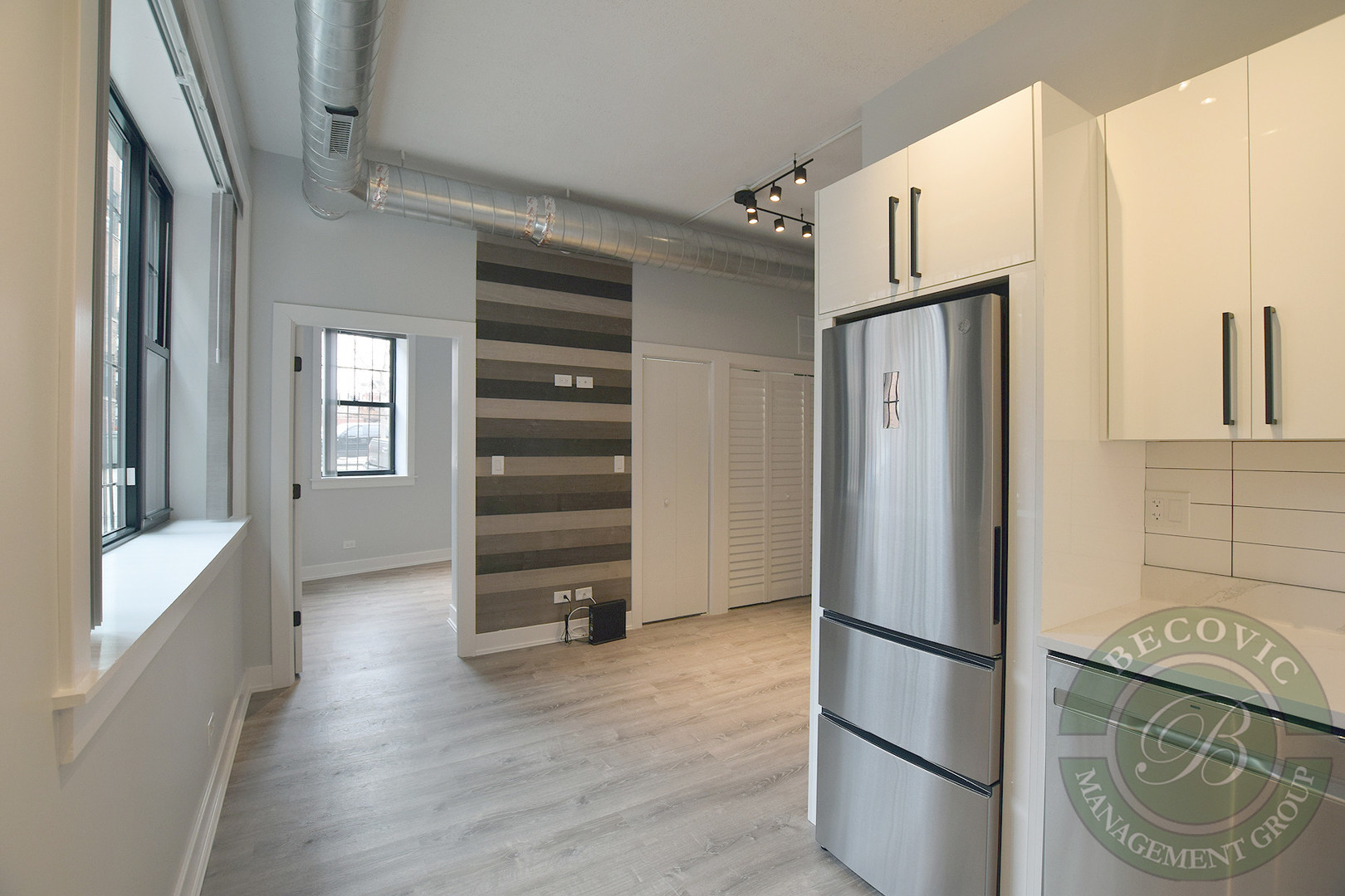 7645 North Sheridan Road, Unit 106 Chicago, IL 60626 - Photo 6 of 11