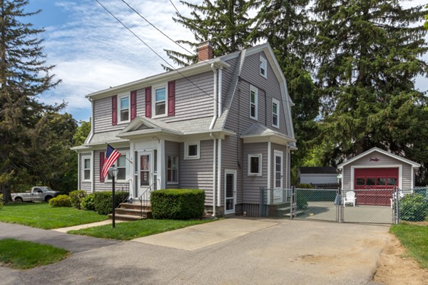 6 Moreland Road Quincy, MA 02169 - Photo 2 of 24 Gallery Image 2