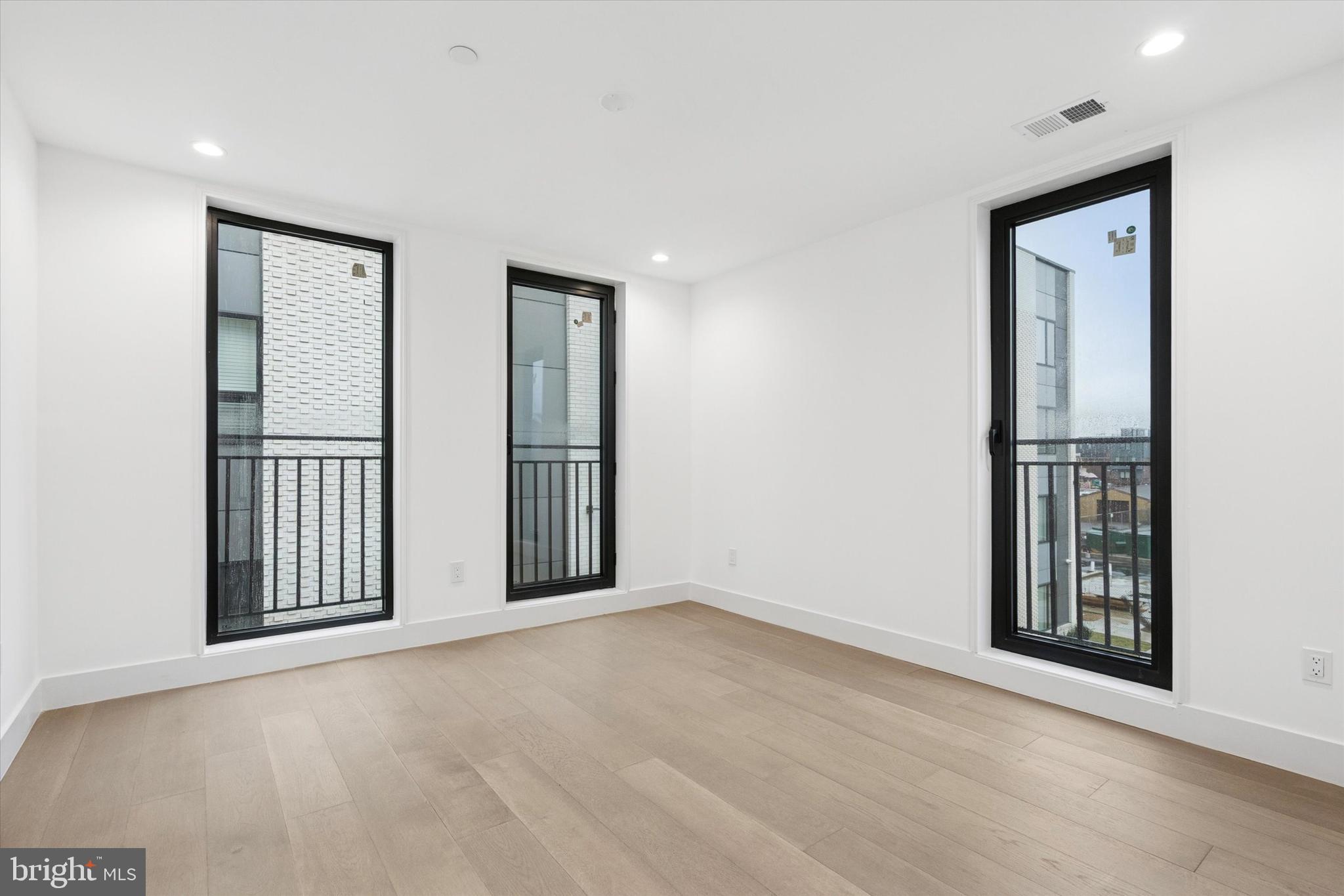 1843 Hartranft Street, Unit B102 Philadelphia, PA 19145 - Photo 21 of 36