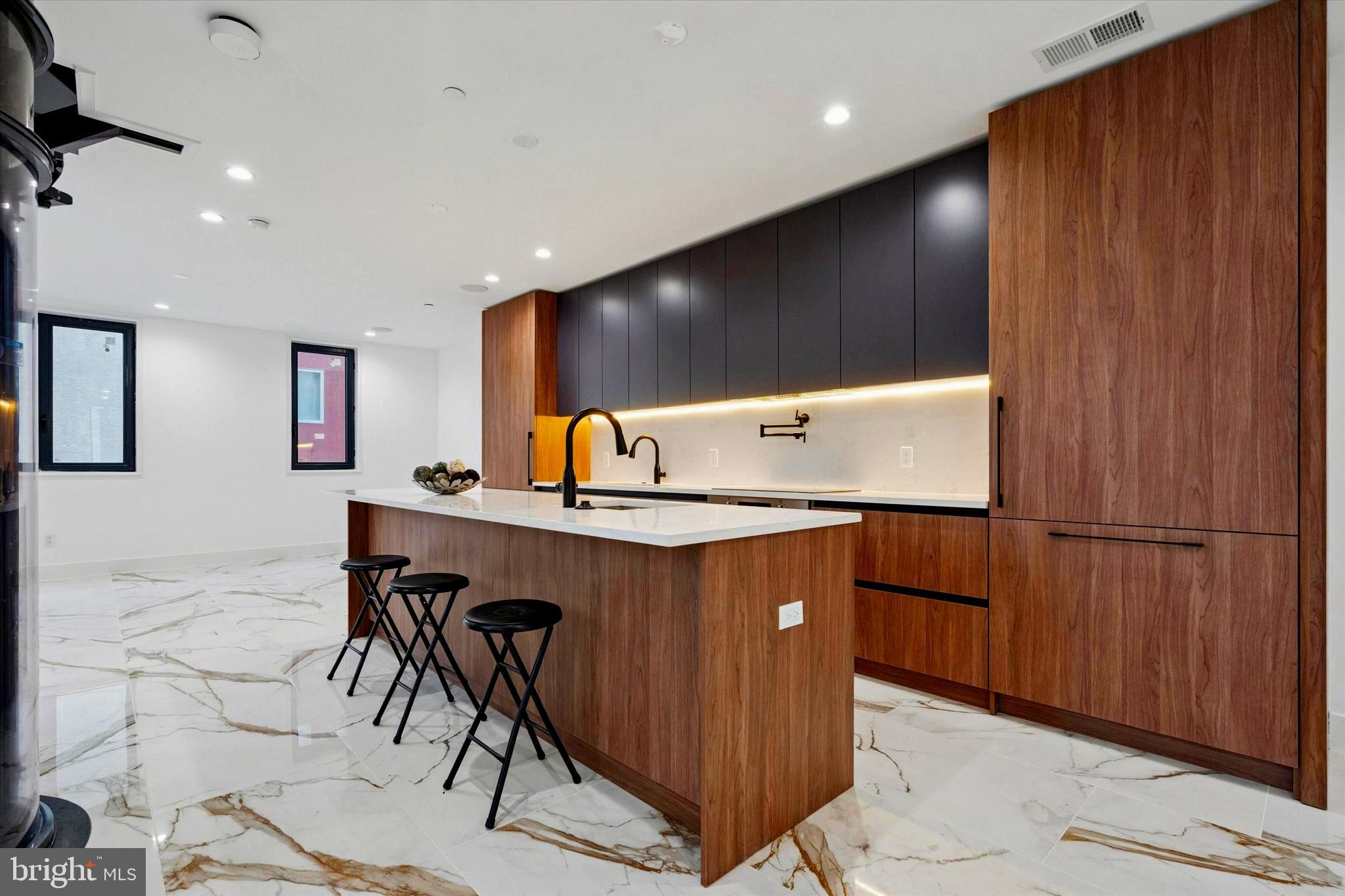 1843 Hartranft Street, Unit B102 Philadelphia, PA 19145 - Photo 9 of 36