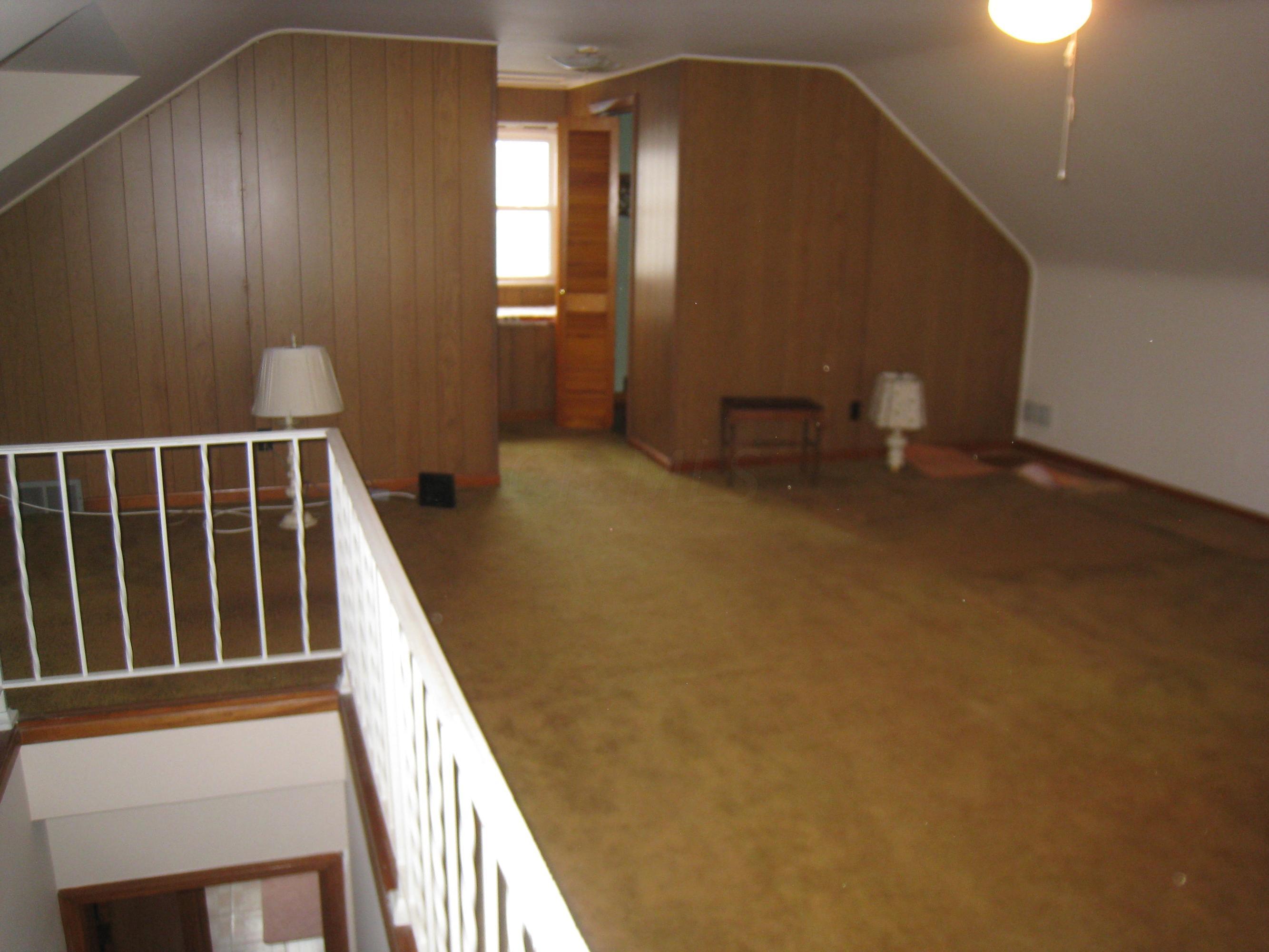 2524 Dover Road Columbus, OH 43209 - Photo 15 of 24