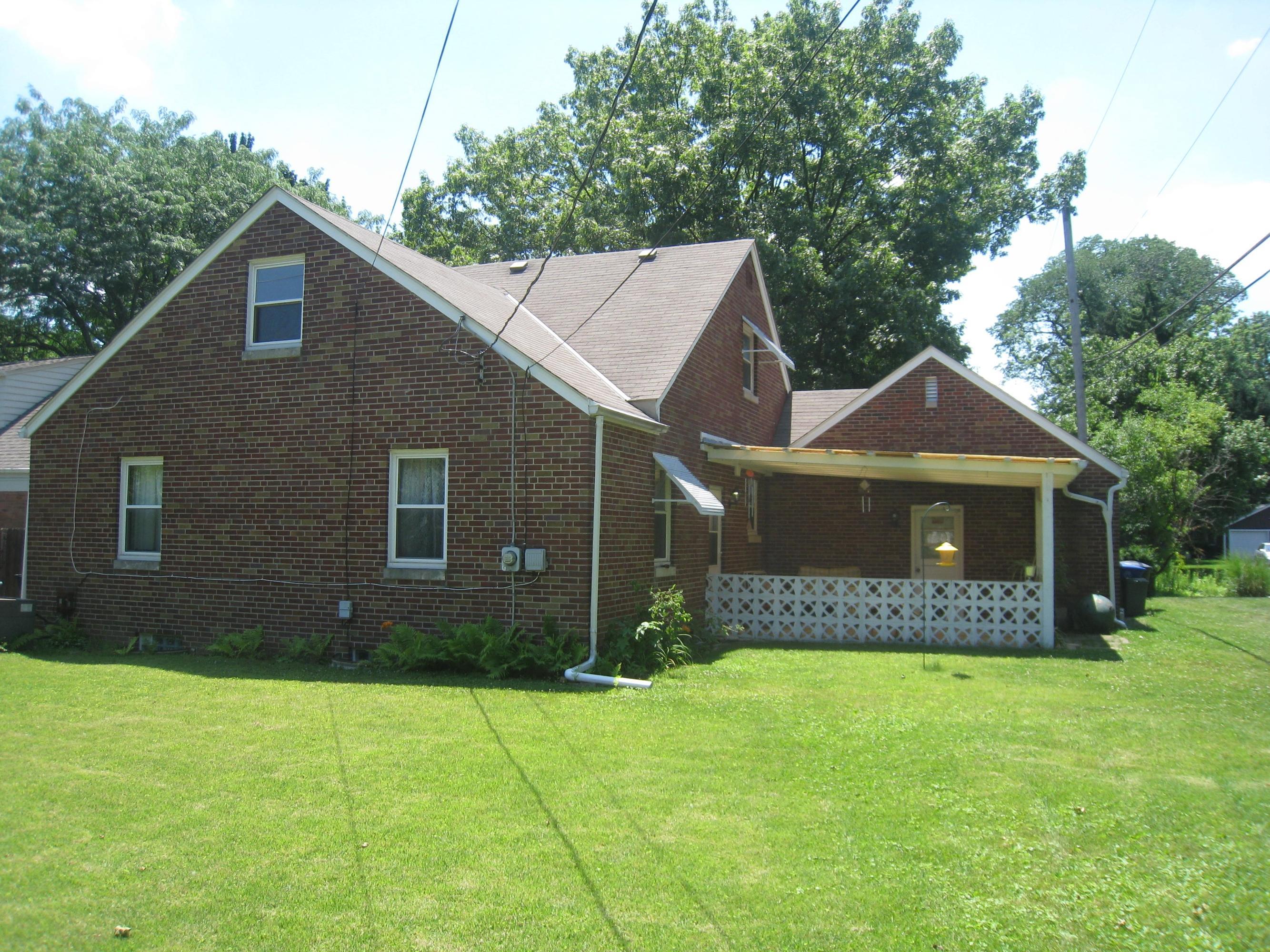 2524 Dover Road Columbus, OH 43209 - Photo 4 of 24