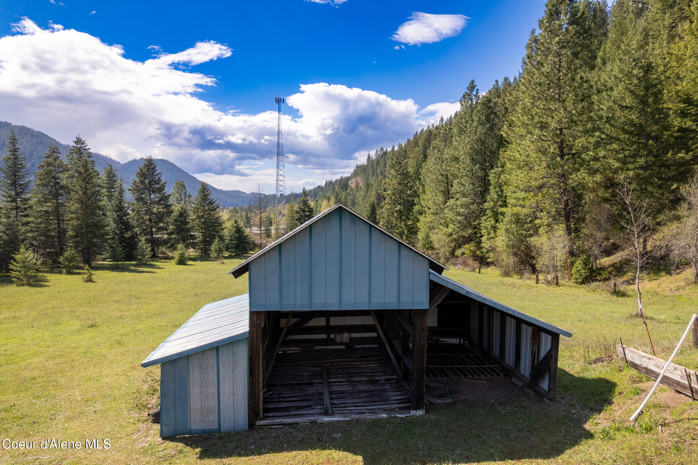204 Nuchols Gulch Road Osburn, ID 83849 - Photo 19 of 38 017-204NucholsGulchRoad-Osburn-ID-83849-