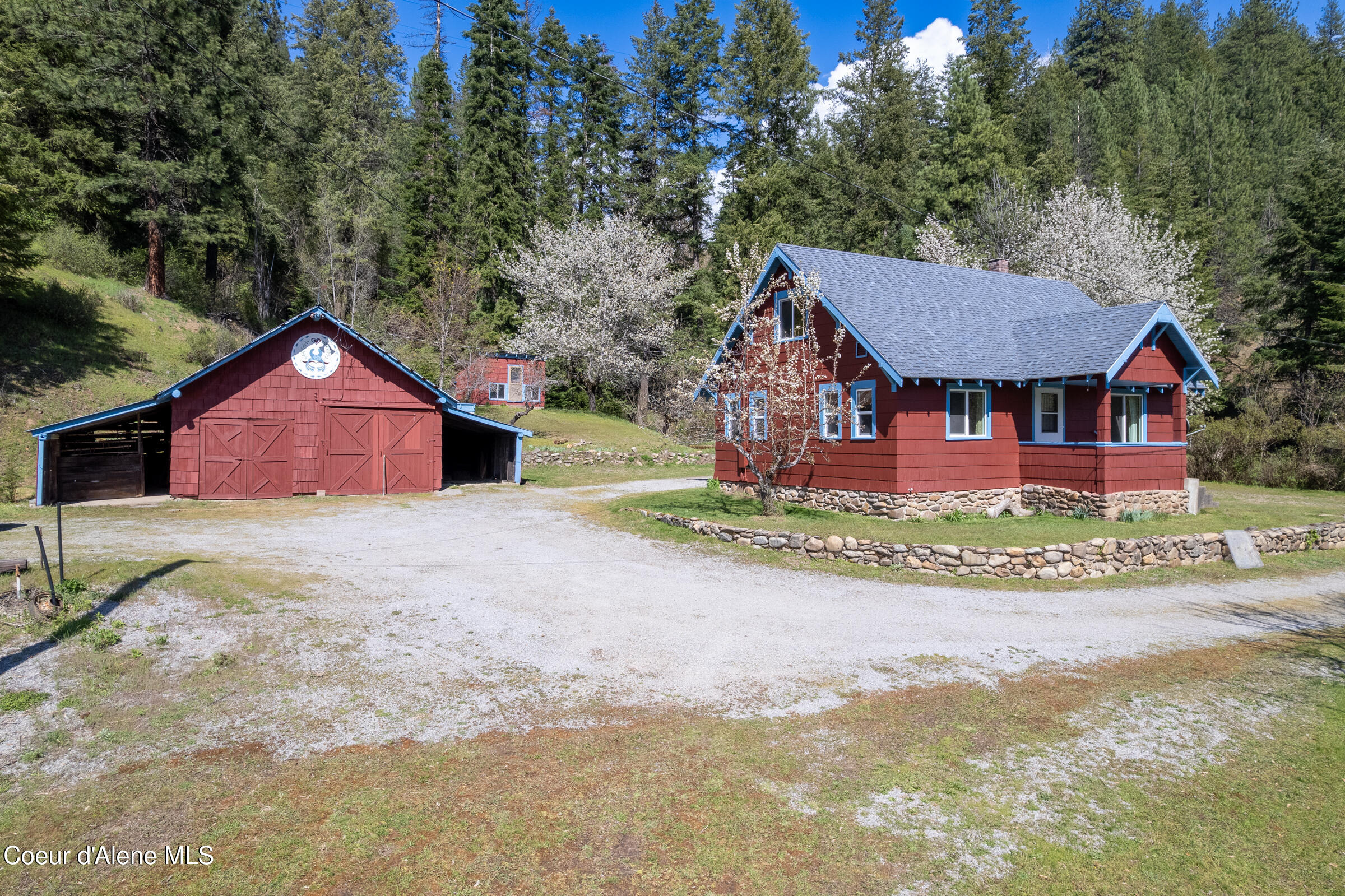 204 Nuchols Gulch Road Osburn, ID 83849 - Photo 4 of 38 003-204NucholsGulchRoad-Osburn-ID-83849-