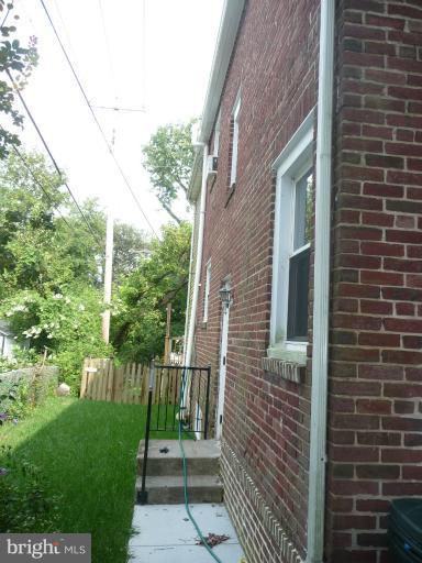 5819 Clearspring Road Baltimore, MD 21212 - Photo 8 of 15 Exterior (Rear)