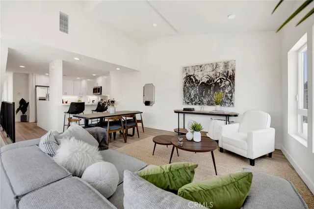 $799,000 | 12525 West Andre Lane, Sun Valley, CA 91352