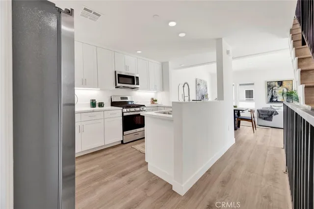 $799,000 | 12525 West Andre Lane, Sun Valley, CA 91352