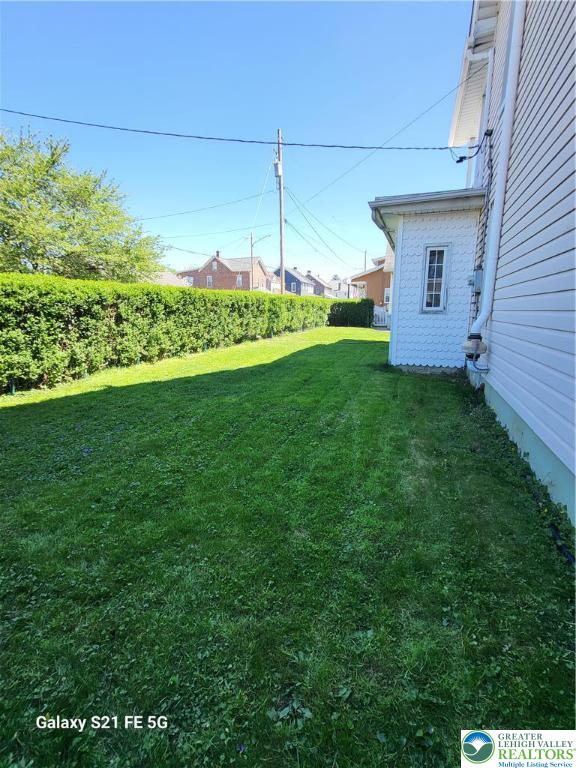 37 6th Street Emmaus, PA 18049 - Photo 29 of 31 a view of a backyard with plants