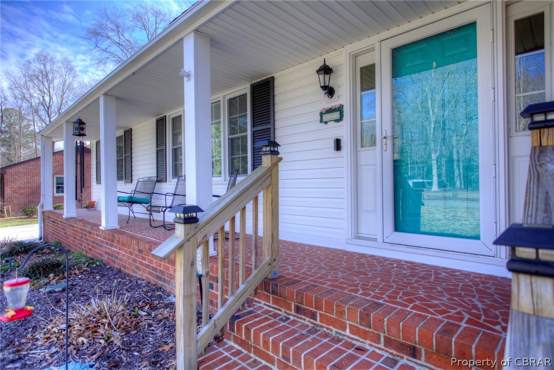 7598 Catlett Road Gloucester, VA 23061 - Photo 2 of 24 Front Porch