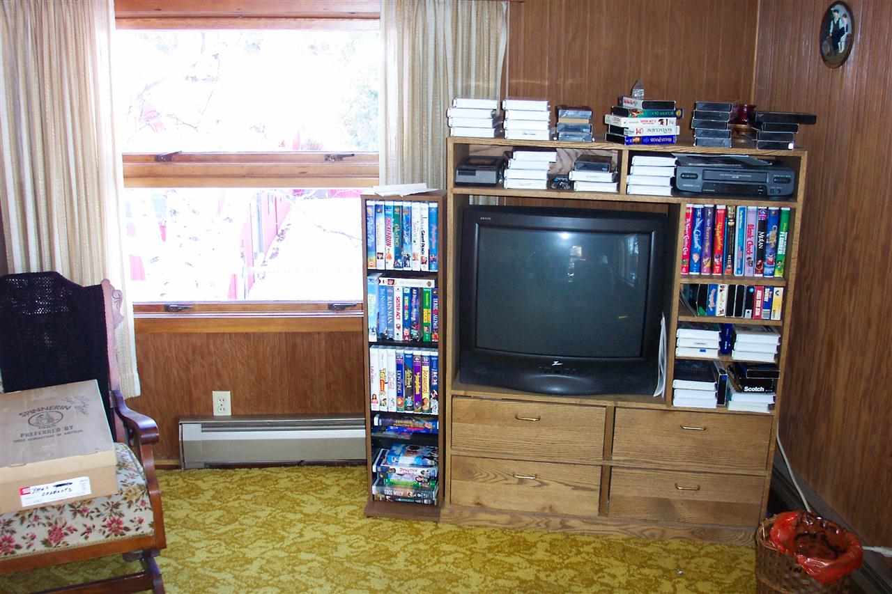 218 Bass Lake Road Traverse City, MI 49685 - Photo 19 of 26 1787258-18.JPG