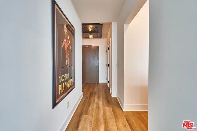 $6,250 | 900 West Olympic Boulevard, Unit 32F, Los Angeles, CA 90015