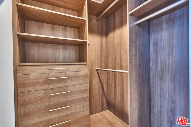 $6,250 | 900 West Olympic Boulevard, Unit 32F, Los Angeles, CA 90015