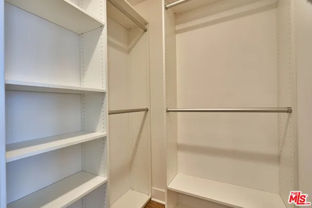 $6,250 | 900 West Olympic Boulevard, Unit 32F, Los Angeles, CA 90015