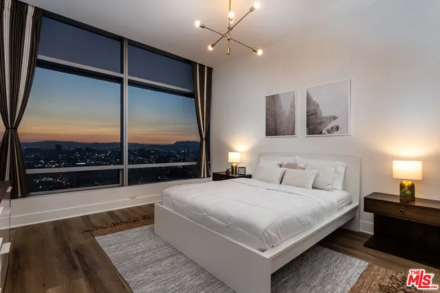 $6,250 | 900 West Olympic Boulevard, Unit 32F, Los Angeles, CA 90015