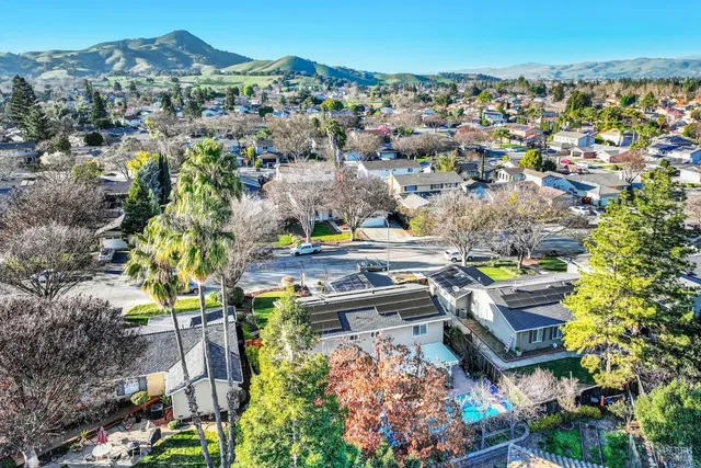 $1,800,000 | 480 La Canada Court, Morgan Hill, CA 95037