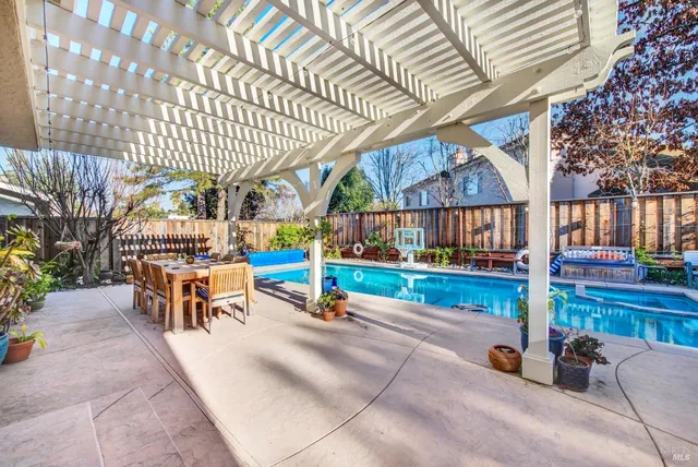 $1,800,000 | 480 La Canada Court, Morgan Hill, CA 95037