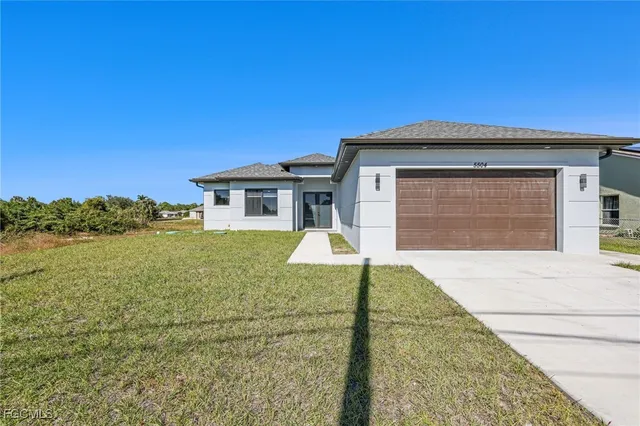 $349,999 | 5504 Beauty Street, Lehigh Acres, FL 33971
