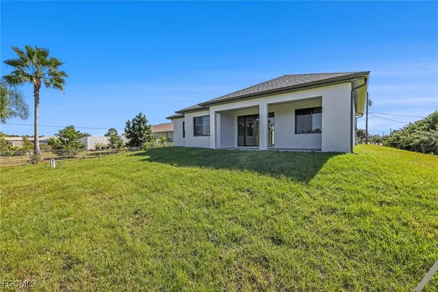 $349,999 | 5504 Beauty Street, Lehigh Acres, FL 33971