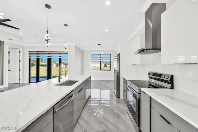 $349,999 | 5504 Beauty Street, Lehigh Acres, FL 33971