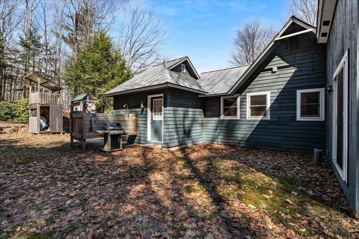 648 New Hampshire Rte 103 Sunapee, NH 03782 - Photo 24 of 29