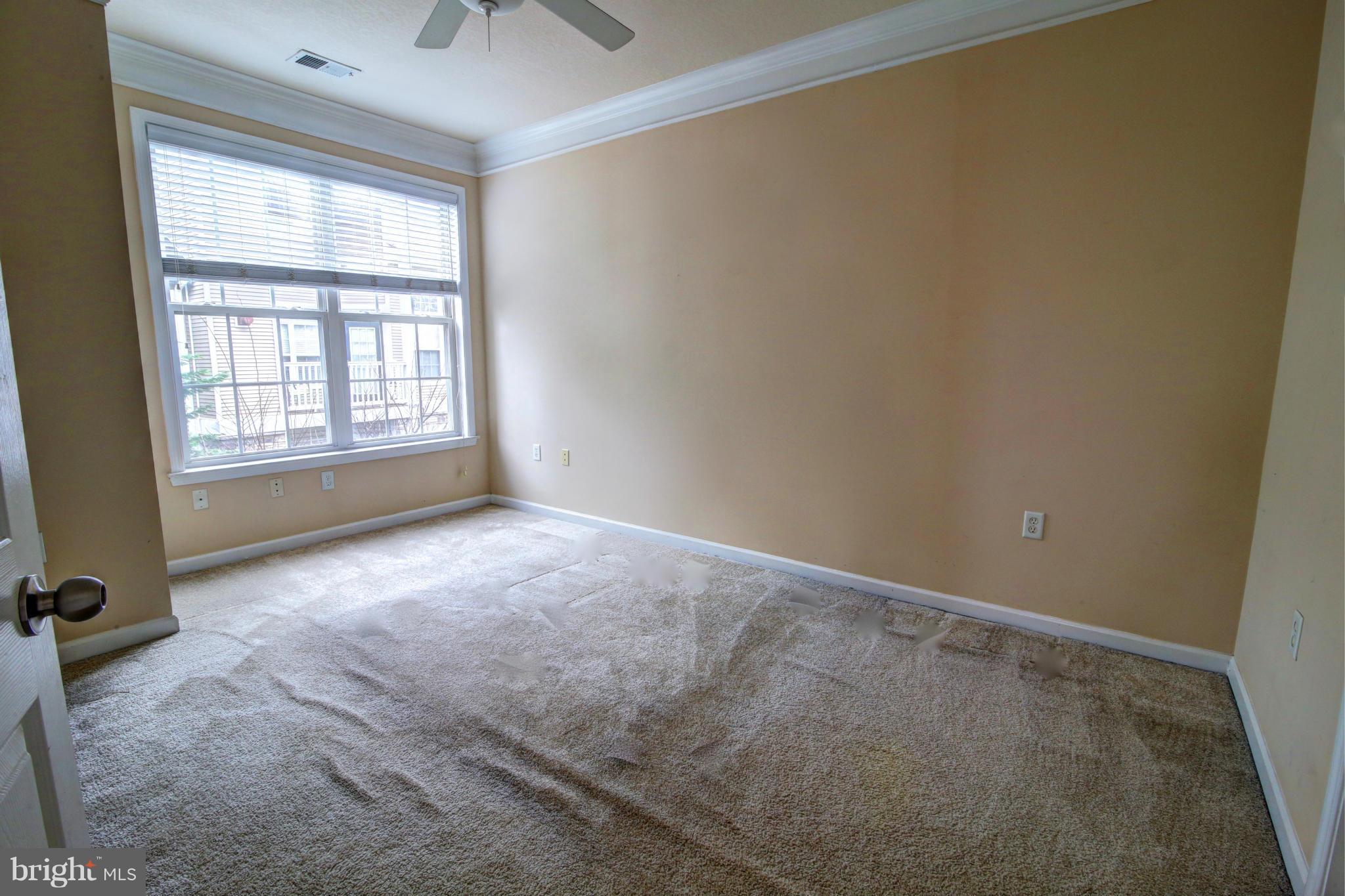 506 Sunset View Terrace Southeast, Unit 301 Leesburg, VA 20175 - Photo 15 of 19 Bedroom