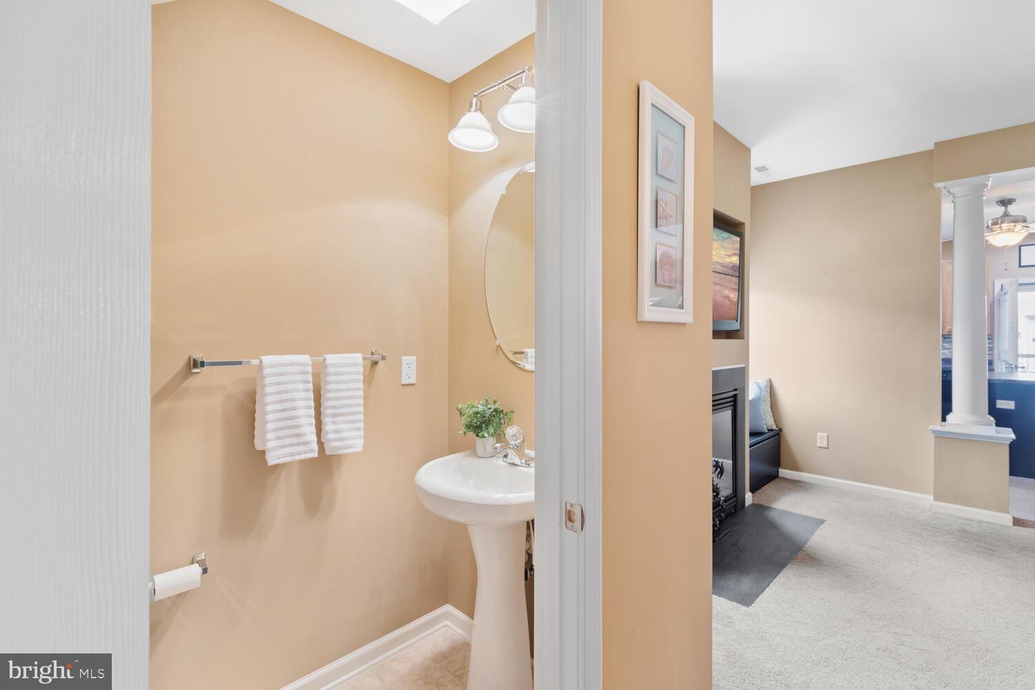 33123 Substation Road Millville, DE 19967 - Photo 17 of 82 Main Floor Powder Bath